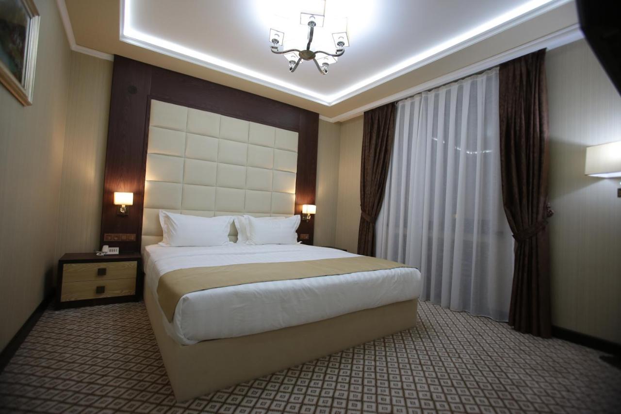 Royal Grand Hotel, Turkistan ภายนอก รูปภาพ