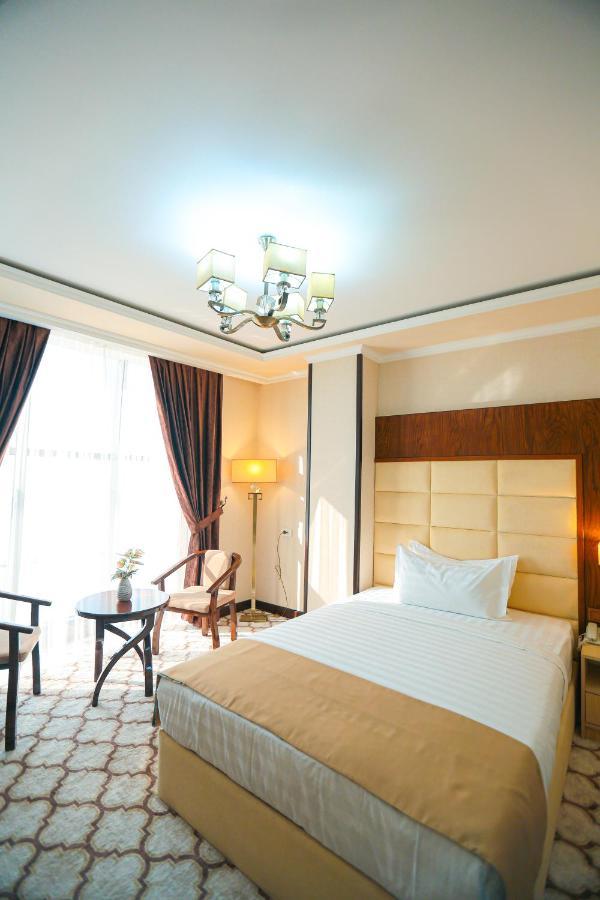 Royal Grand Hotel, Turkistan ภายนอก รูปภาพ