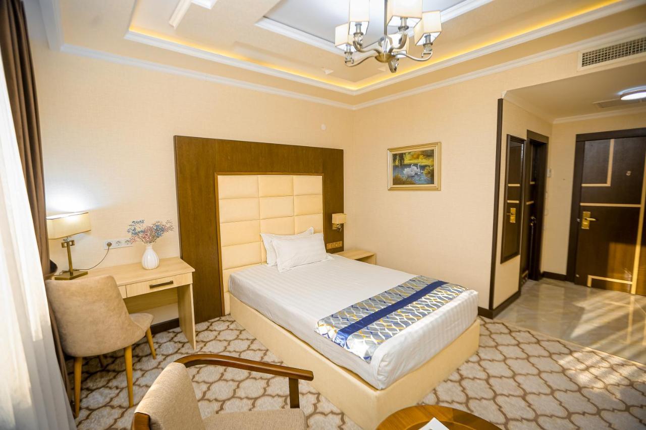 Royal Grand Hotel, Turkistan ภายนอก รูปภาพ
