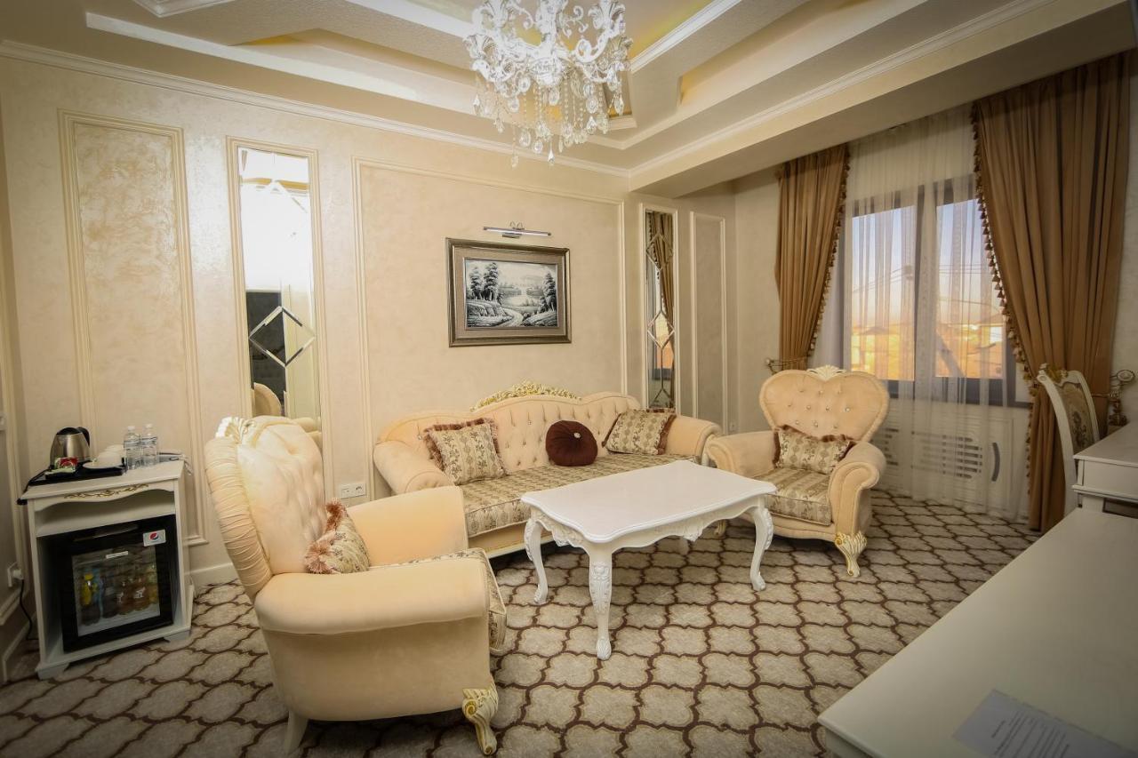 Royal Grand Hotel, Turkistan ภายนอก รูปภาพ