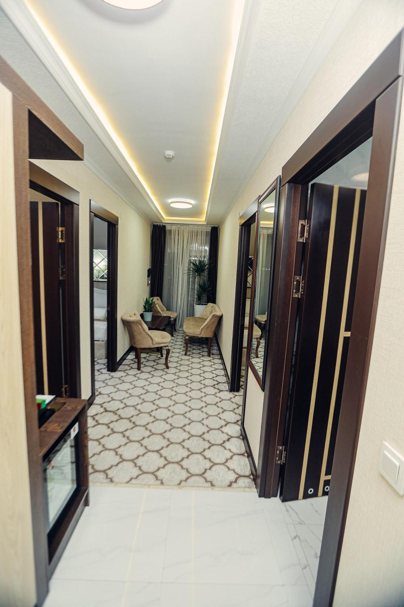 Royal Grand Hotel, Turkistan ภายนอก รูปภาพ